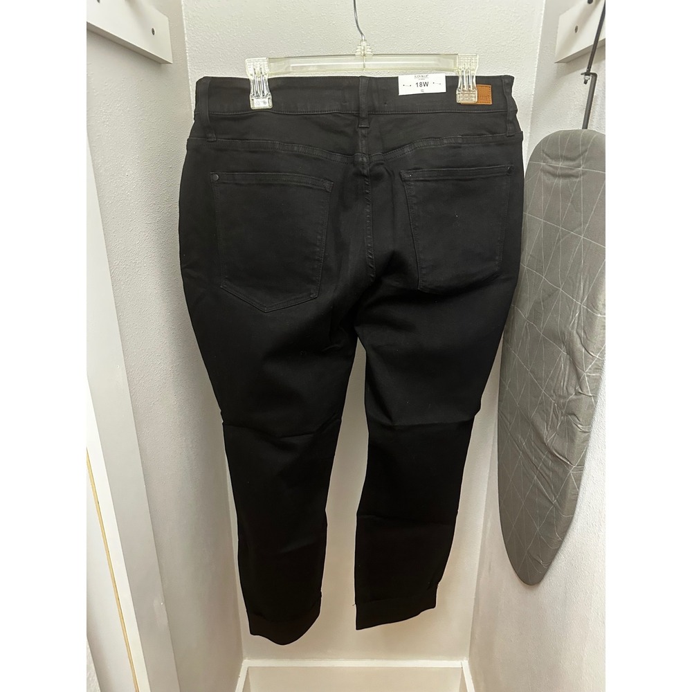 Judy Blue Black Mid Rise Slim Fit Distressed Jeans 18W New NWT - Picture 5 of 5